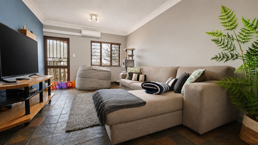  Bedroom Property for Sale in Bult South North West
